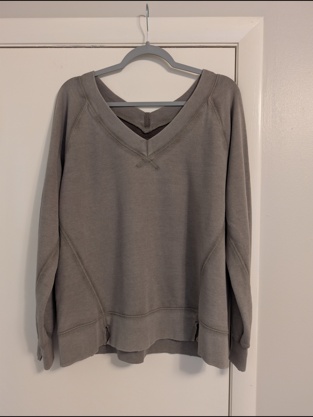 Aerie Women's Olive Green Oversized V-Neck Sweatshirt - Size XXS